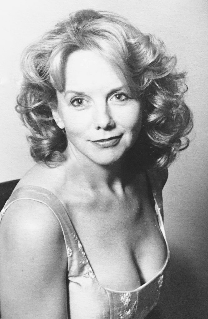 Linda Purl Headshot 